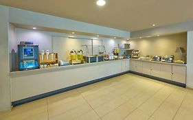 City Express Suites By Marriott Queretaro